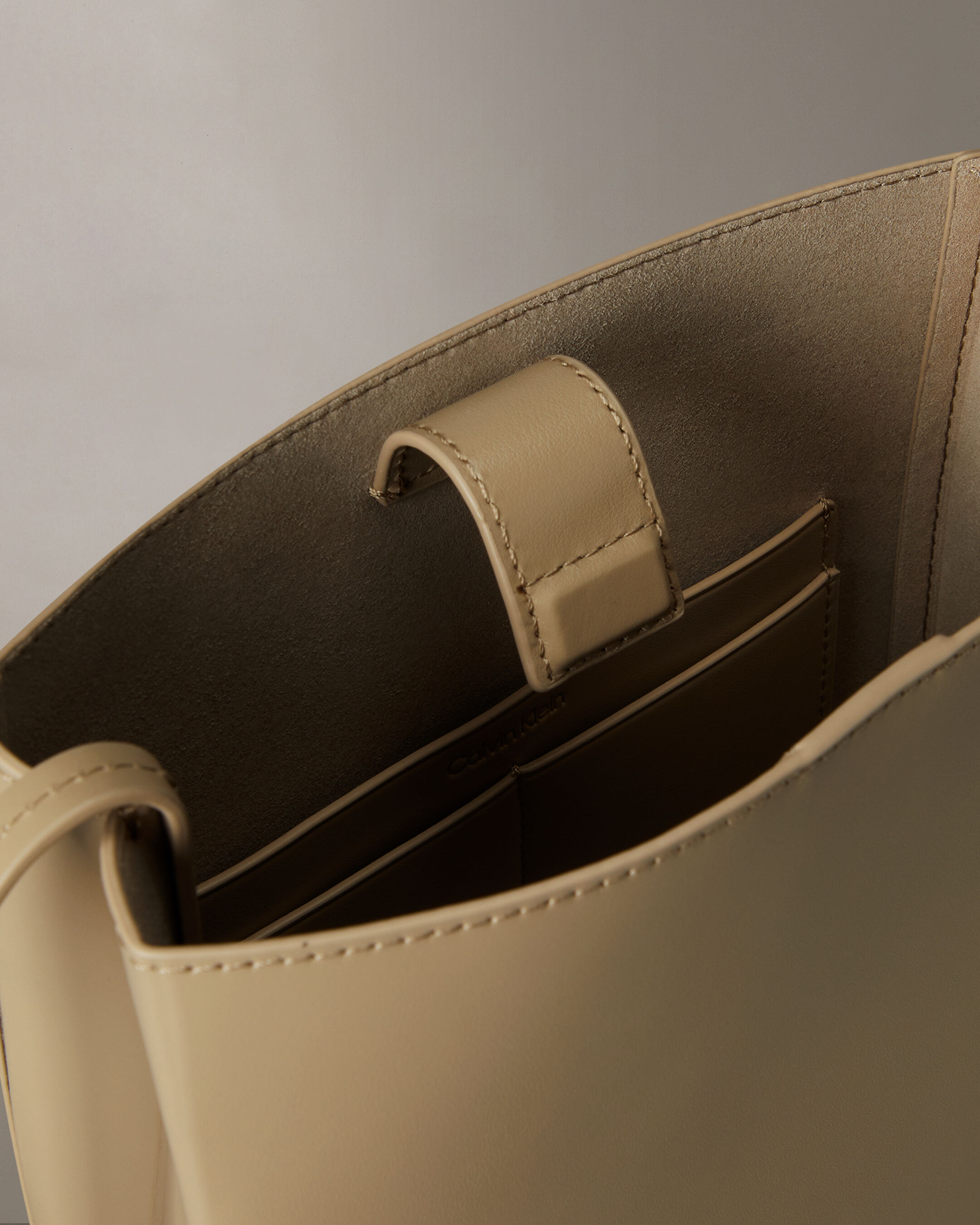 CK Paper Bag Leather Crossbody | brown | Calvin Klein Hong Kong