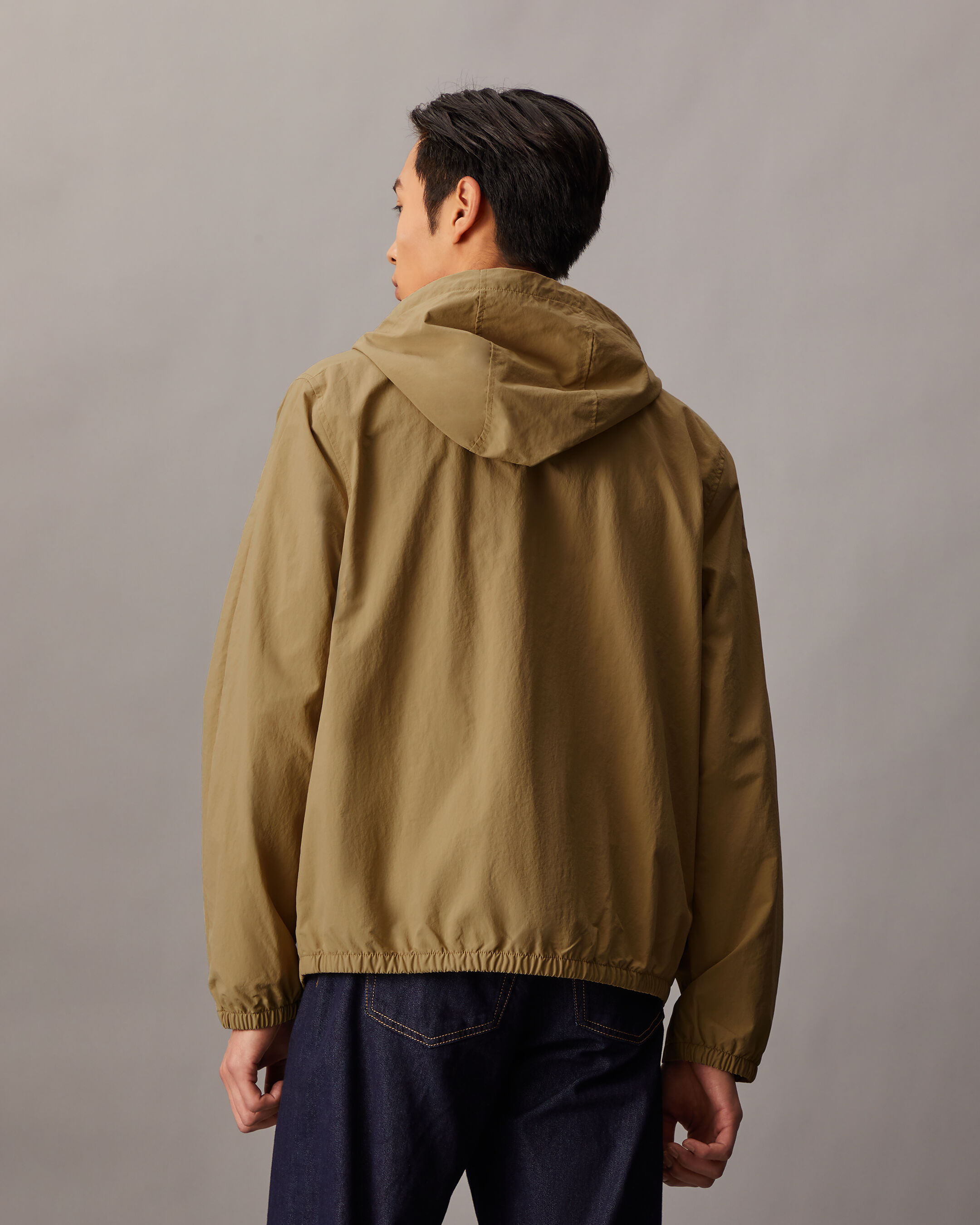 Crinkle Nylon Hooded Windbreaker Jacket | yellow | Calvin