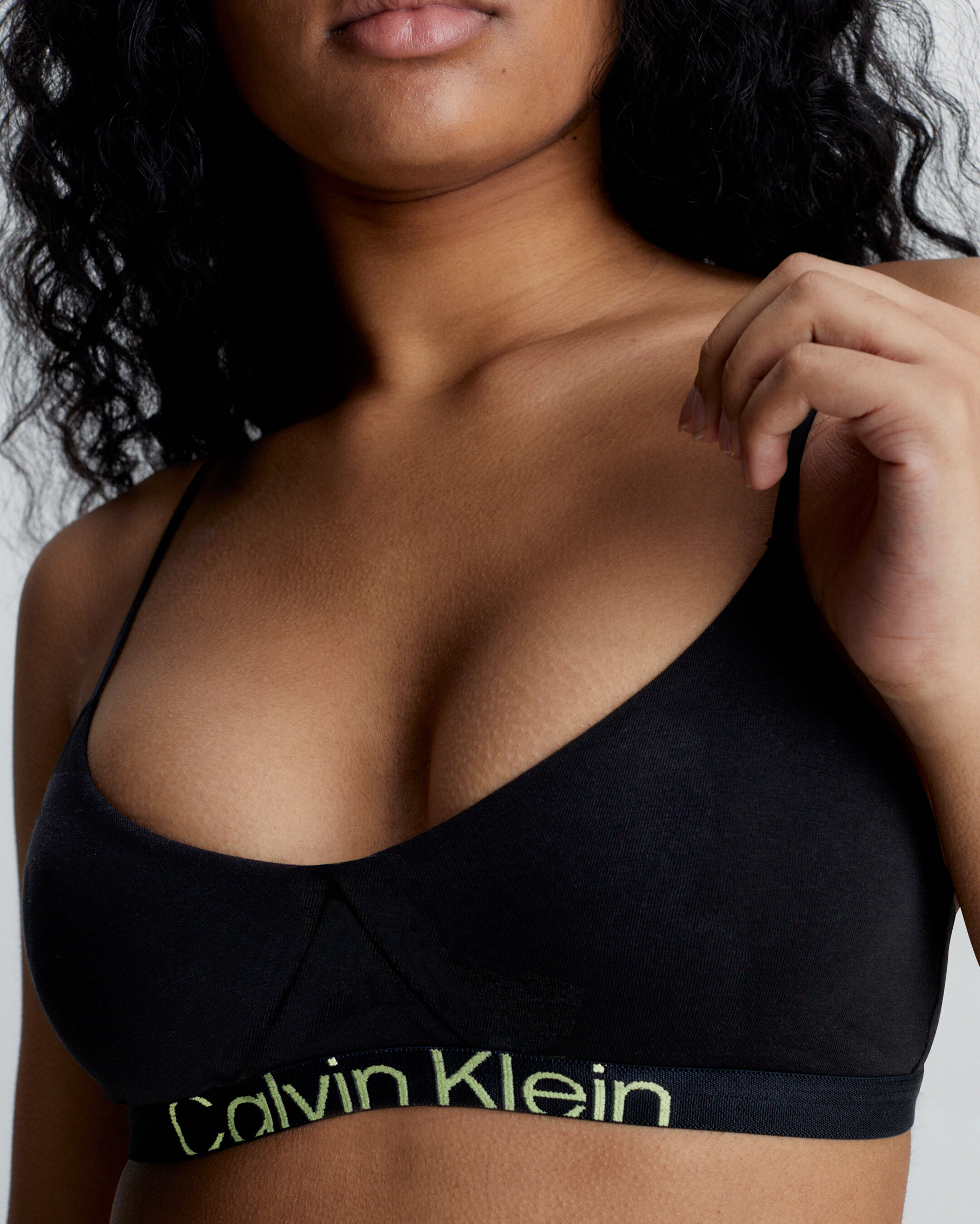 String bralette hot sale calvin klein