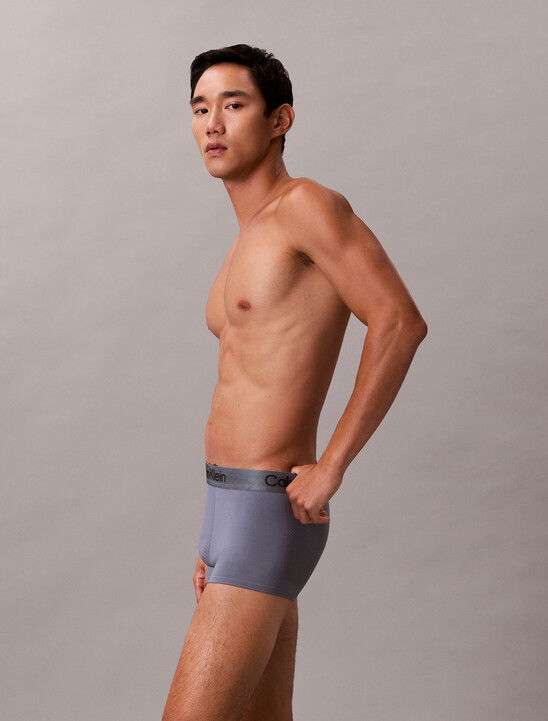 CK Pro Fit 超細纖維低腰平口內褲