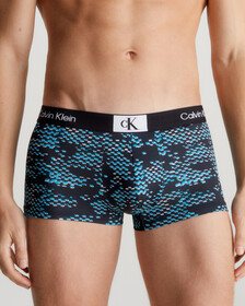 Calvin Klein 96 超細纖維低腰內褲, BLACK PRINT/BLK, hi-res