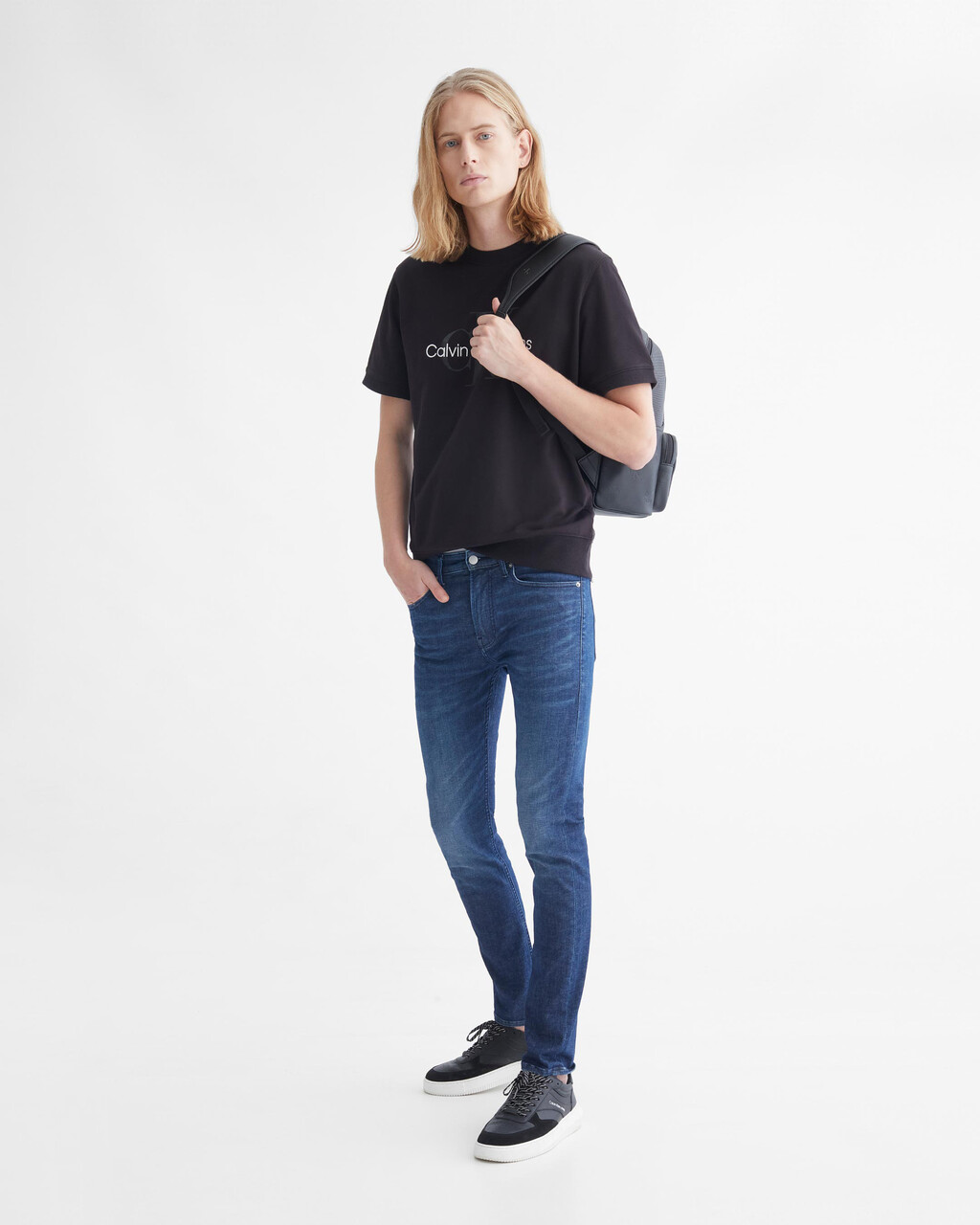 Winter Whites Monogram Short Sleeve Sweatshirt, CK BLACK, hi-res