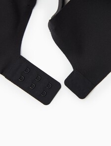 Invisibles 輕盈襯裡三角罩杯內衣, Black, hi-res