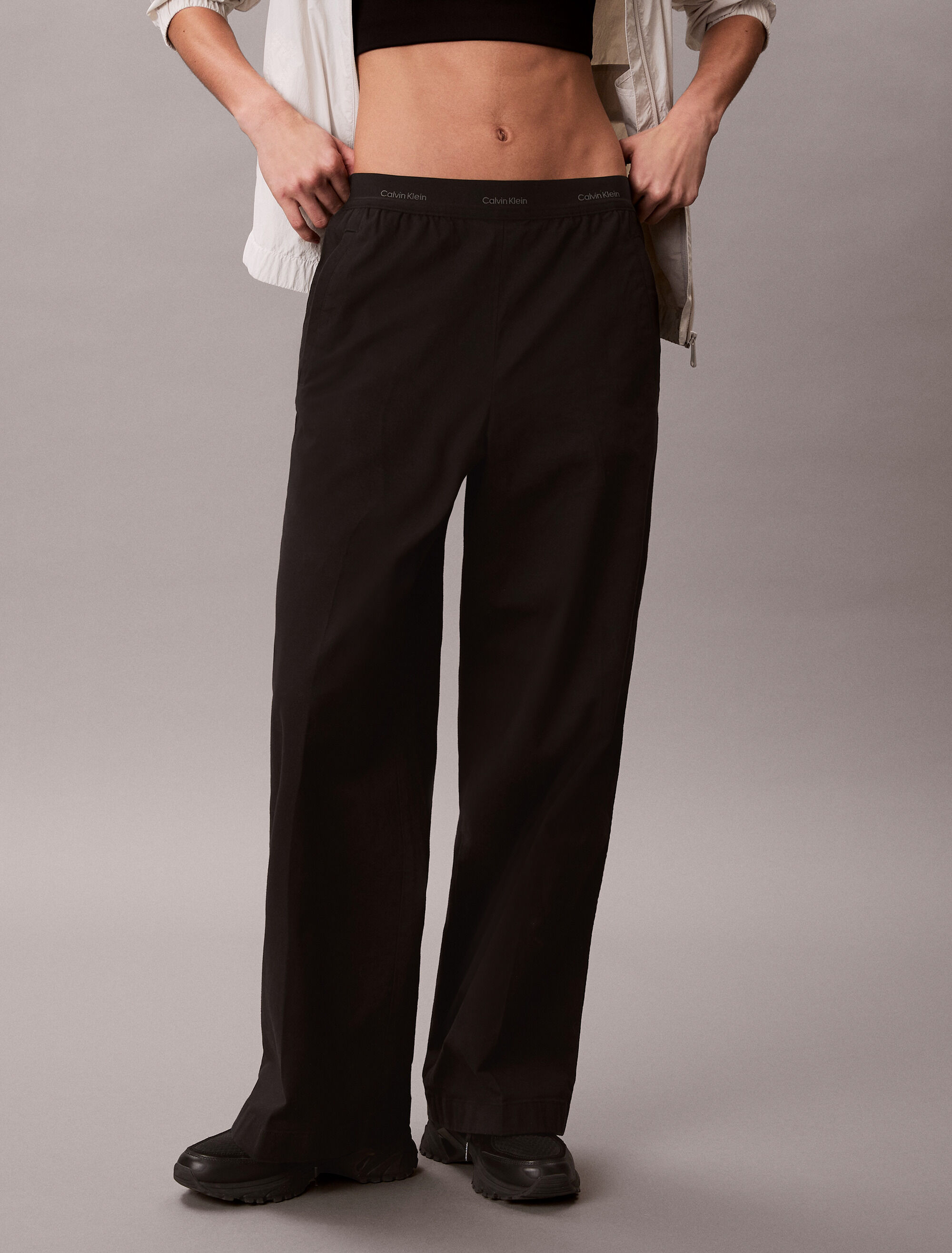 Logo Waistband Relaxed Pants | black | Calvin Klein Hong Kong