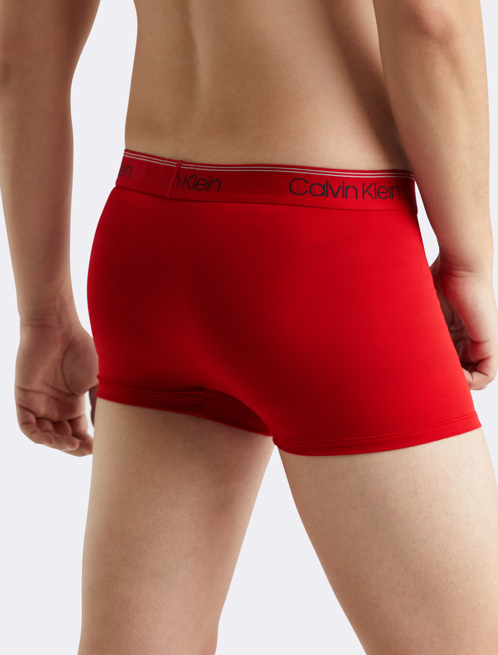 Calvin Klein Logo 低腰貼身短版四角褲 3 件組, 1 Black/ 1 Convoy/ 1 Red Gala, hi-res