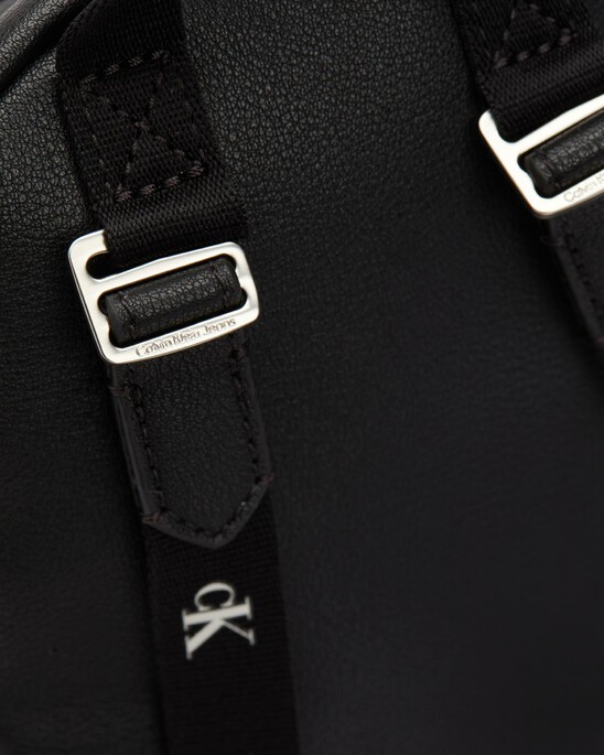 ULTRALIGHT MODERN BACKPACK