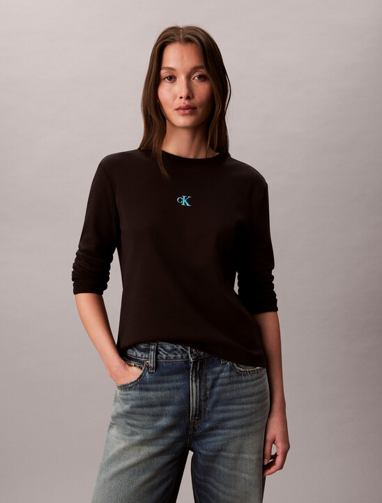 Ombre Logo Graphic Classic T-Shirt
