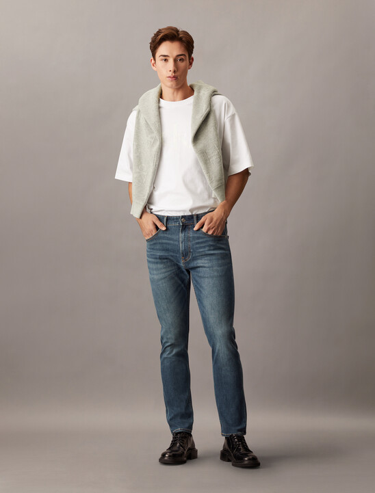 37.5 Bi-Stretch Modern Taper Jeans