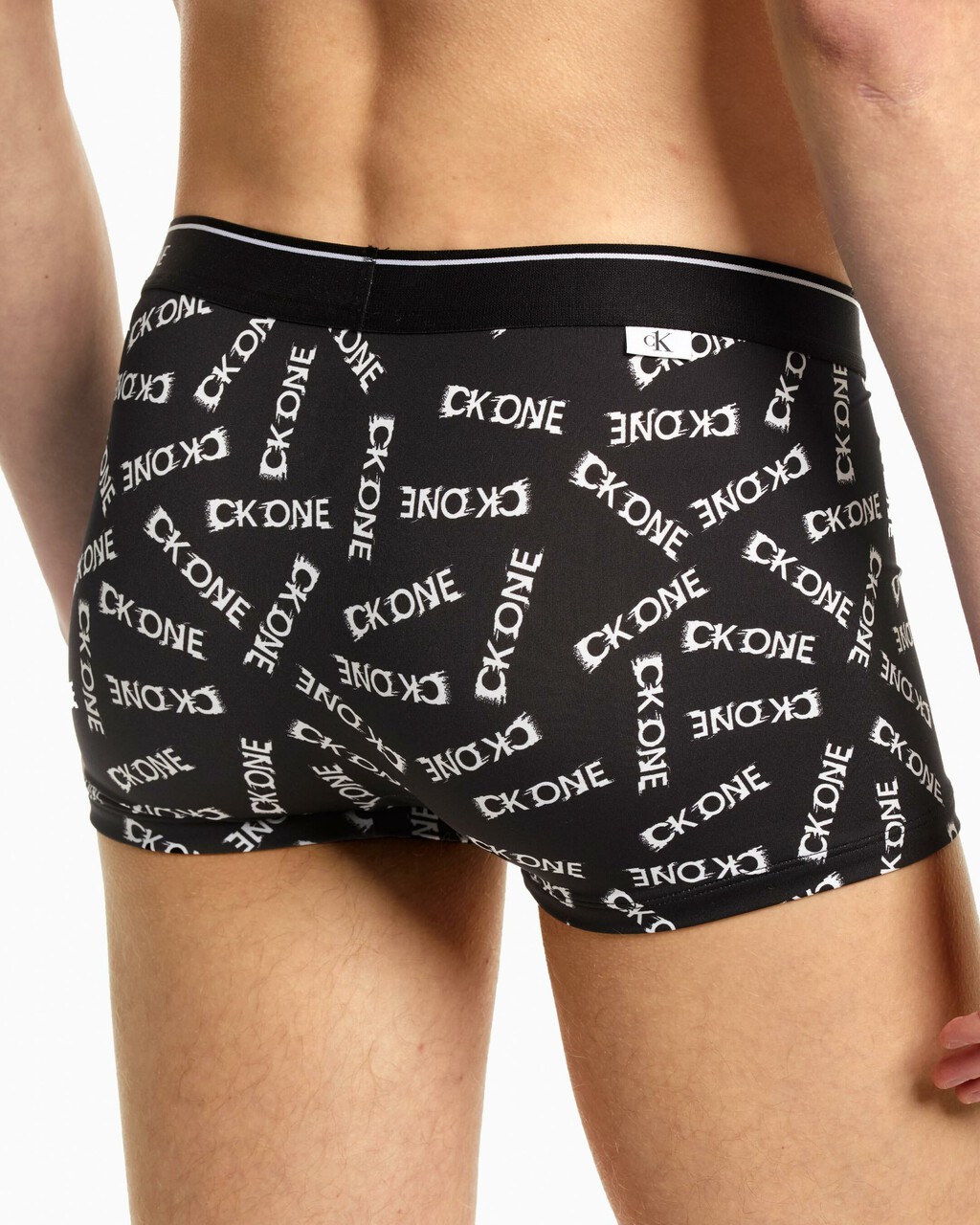 CK One Print Micro 低腰四角褲, 10202 INKED LOGO PRINT+BLACK, hi-res