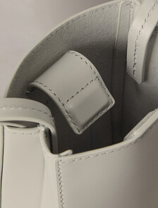 CK Line 迷你斜肩包, Mirage Gray, hi-res