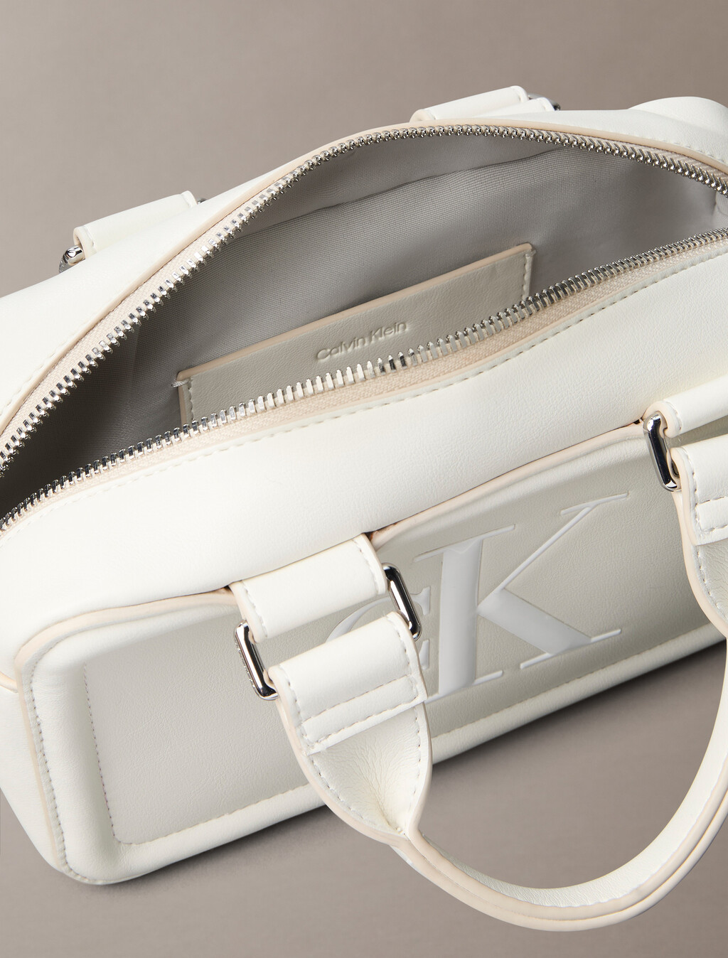 矚目 Monogram 標誌迷你托特包, Lily White, hi-res