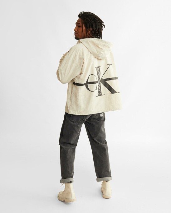 BLACK ARCHIVAL MONOGRAM 風褸