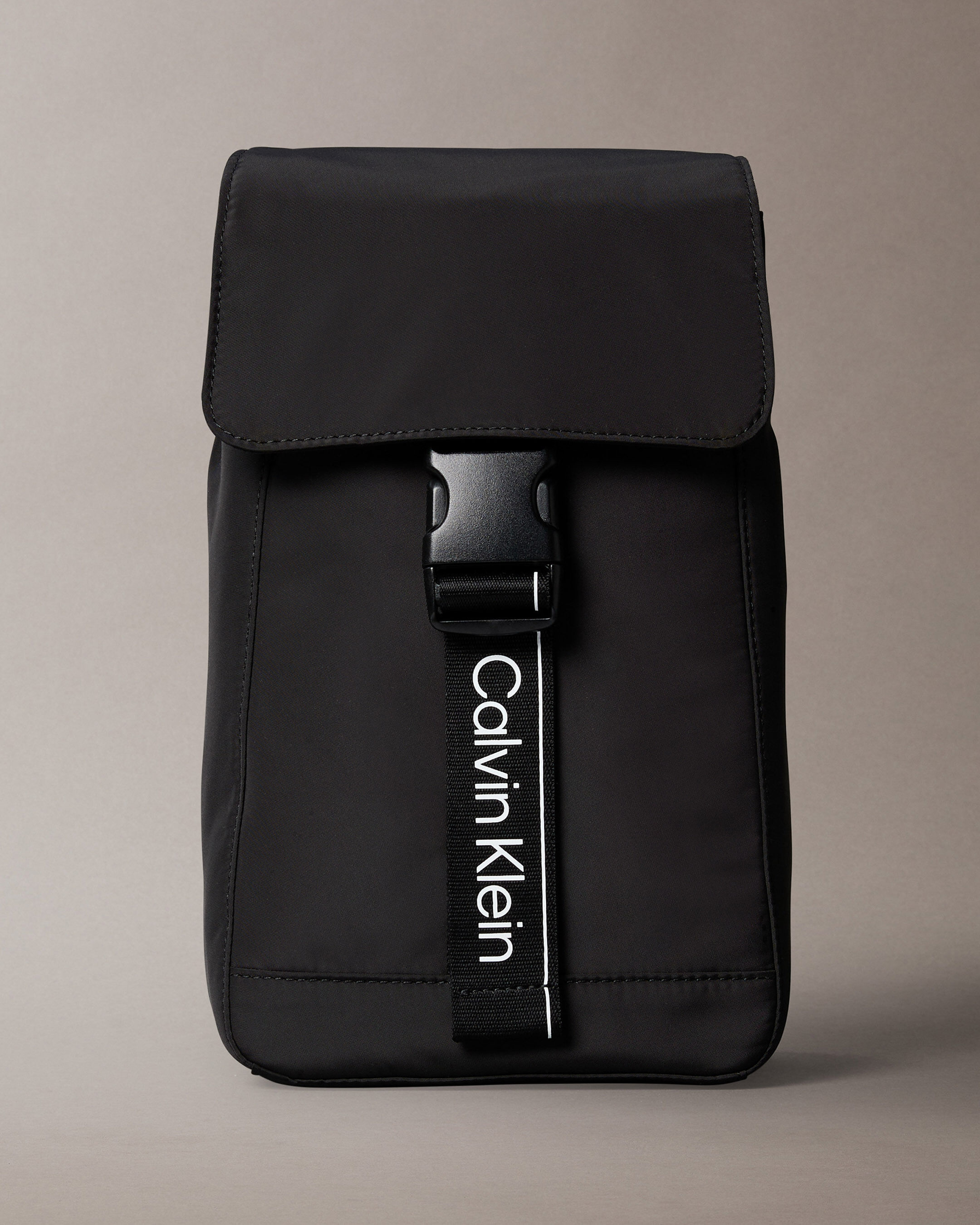 Calvin klein sport bag outlet