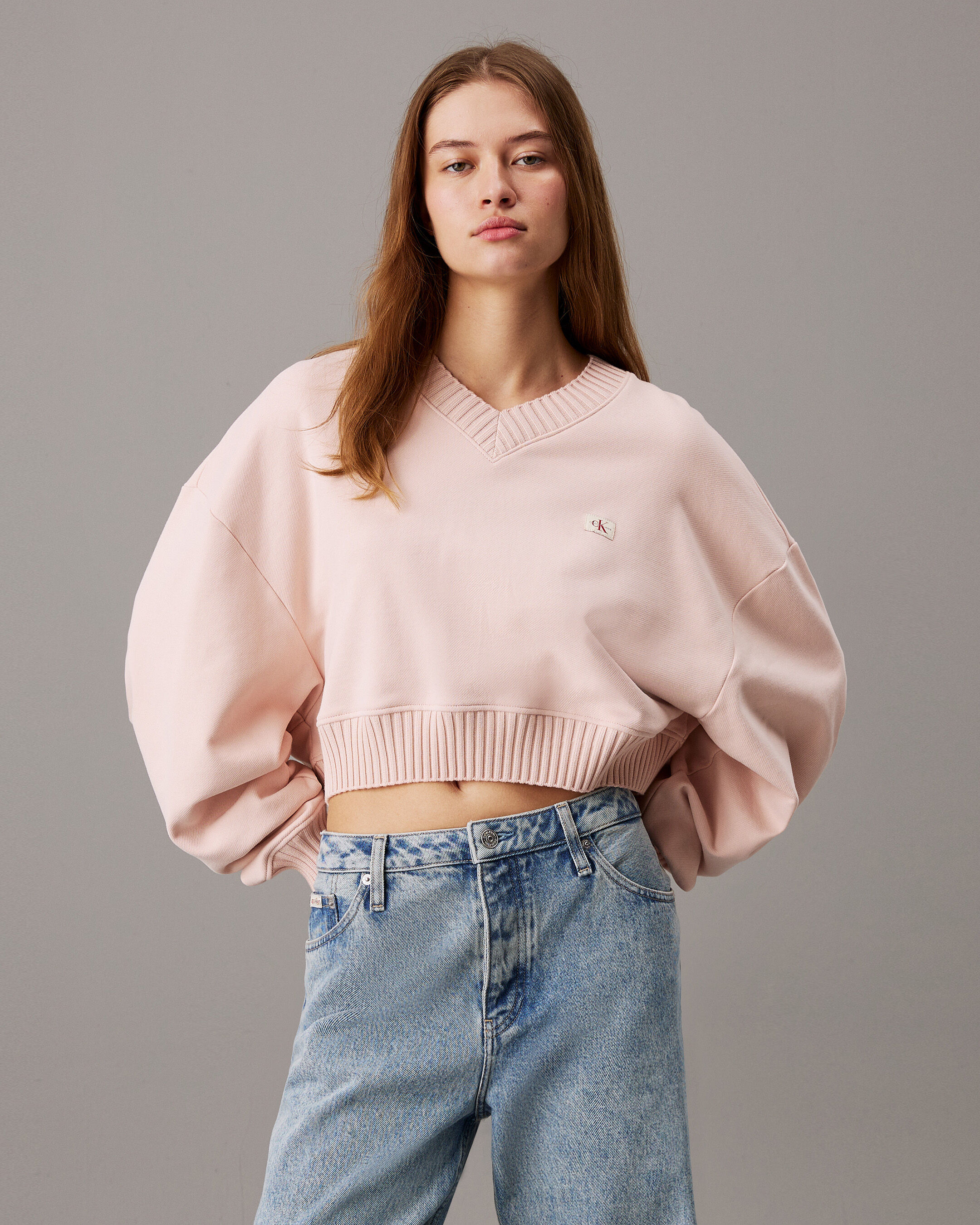 Cropped V neck Sweatshirt pink Calvin Klein Hong Kong