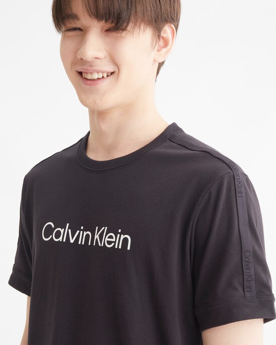 ACTIVE ICON 寬鬆版型 T 裇