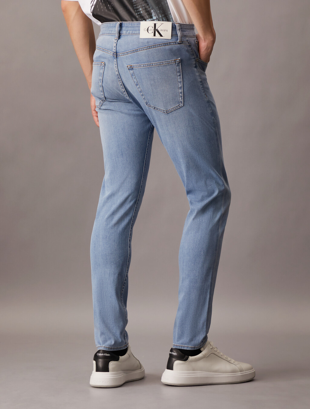 37.5 雙彈力現代窄口牛仔褲, Denim Light, hi-res