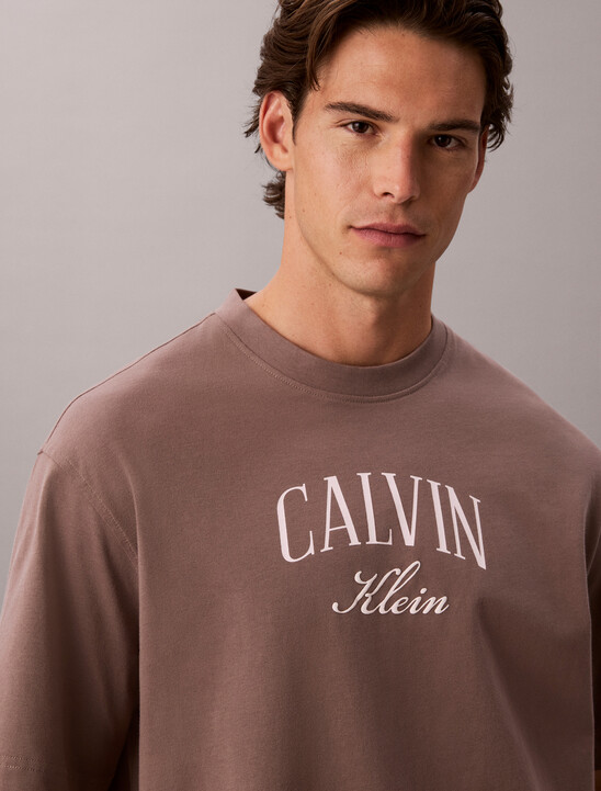Relaxed Arched Logo T-shirt