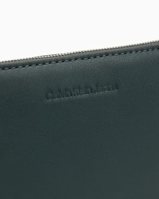 MINIMAL MONOGRAM 二合一掛腕袋