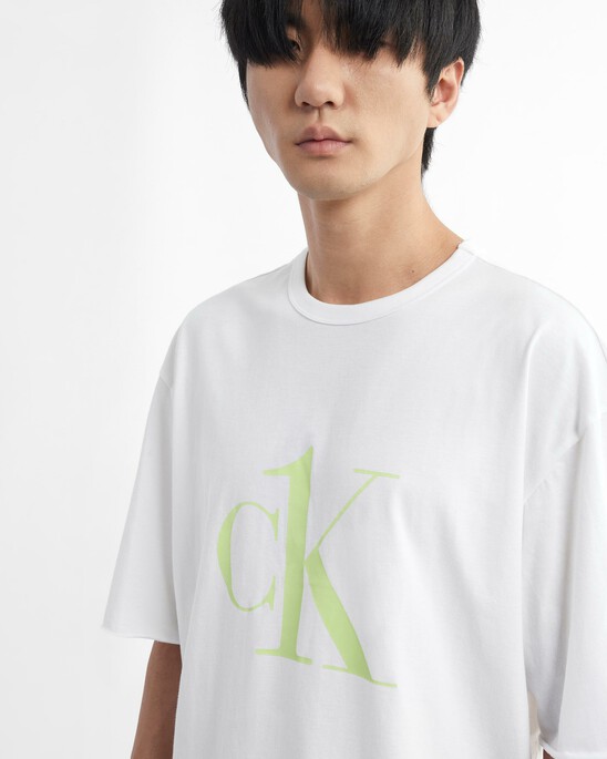 CK ONE 圓領 T 裇