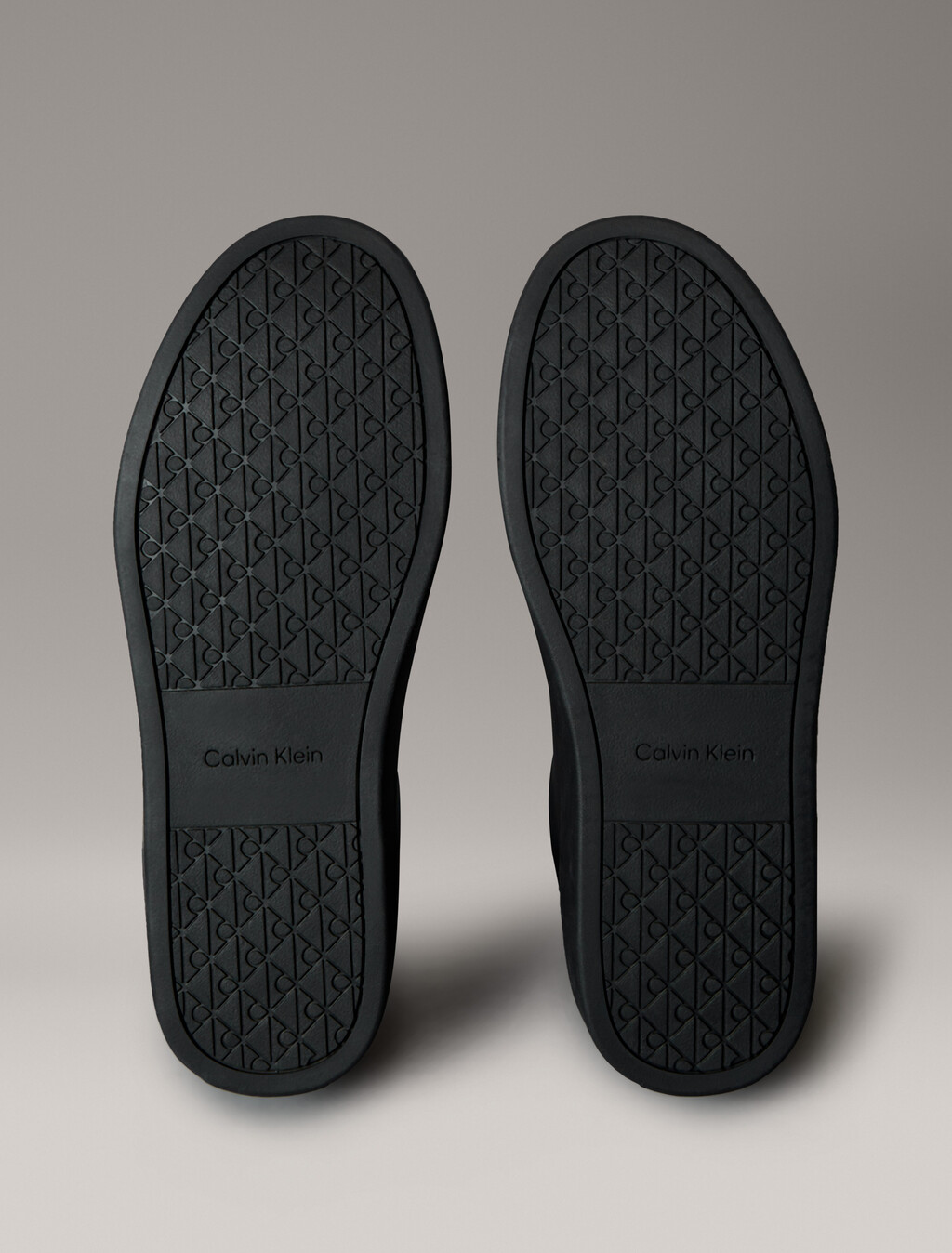 Smooth Leather Flexible Sole Trainers, Triple Black, hi-res
