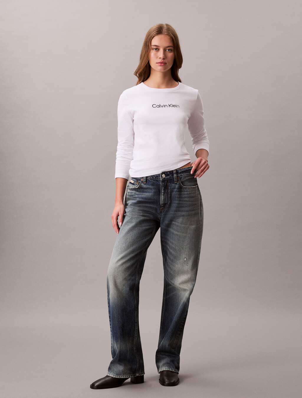 Standard Logo Slim Tee, Brilliant White, hi-res