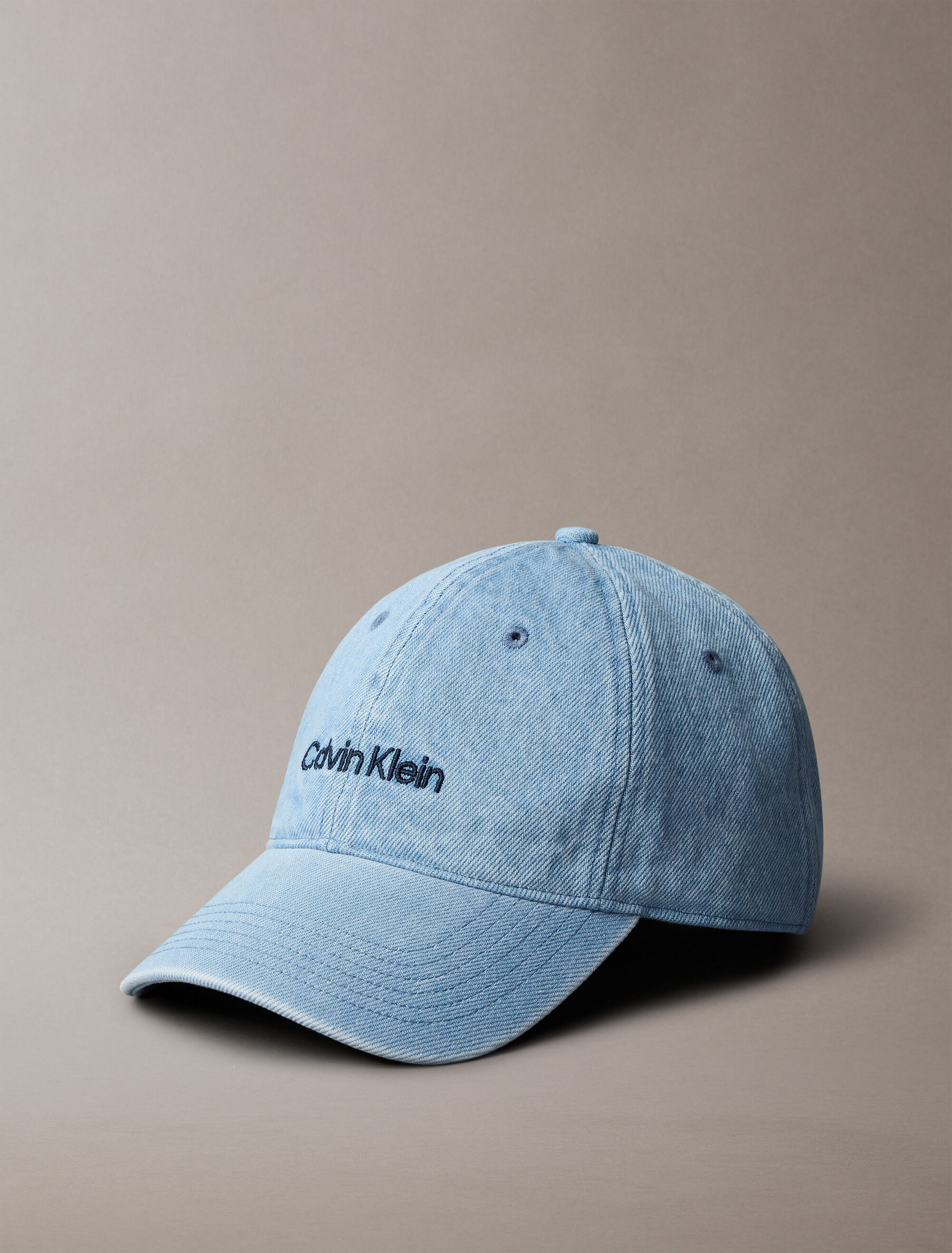 Caps + Hats | Calvin Klein Hong Kong