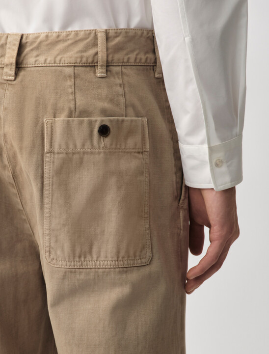 Bertie Chinos