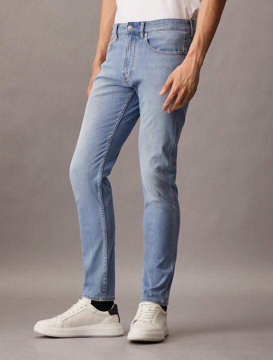 37.5 Bi-Stretch Modern Taper Jeans