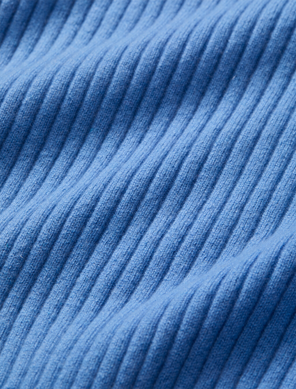 短版山羊絨圓領毛衣, Bel Air Blue, hi-res