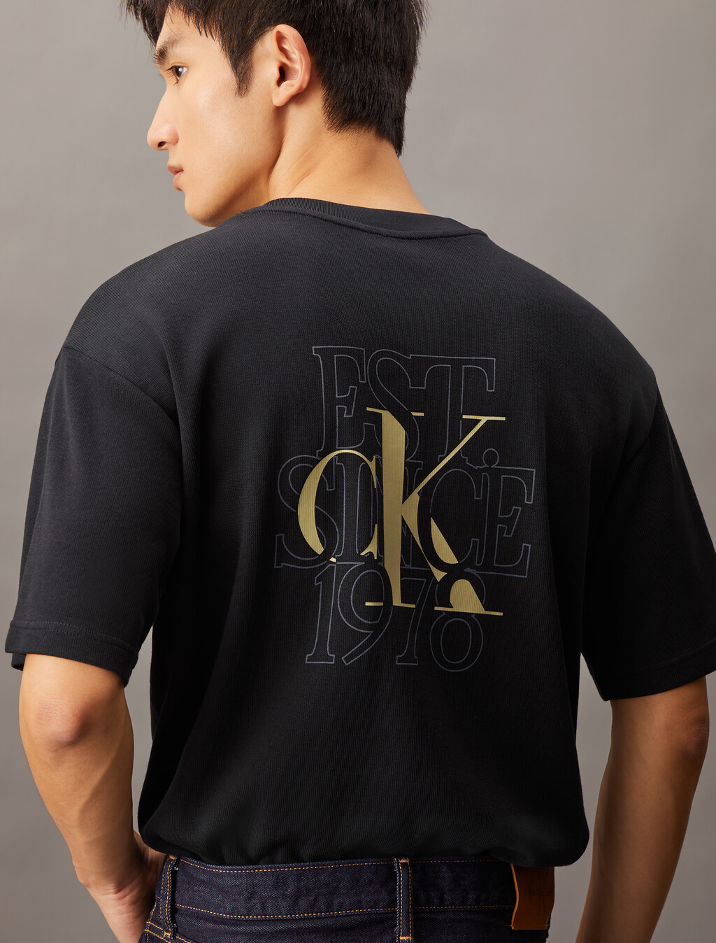 Back Monogram Short Sleeve Sweatshirt, Ck Black, hi-res