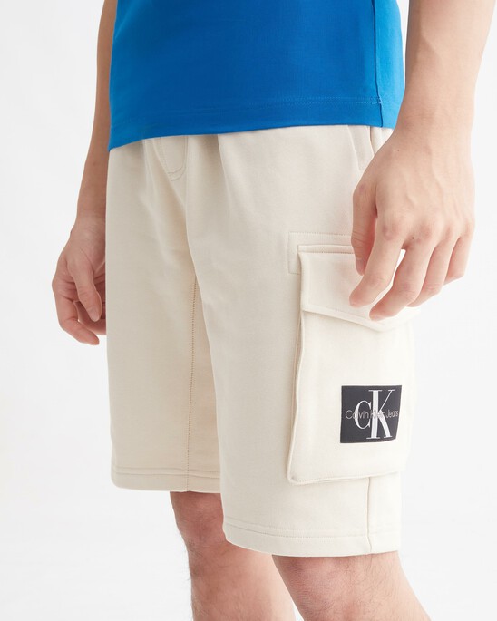 MONOGRAM  BADGE  SWEAT SHORTS