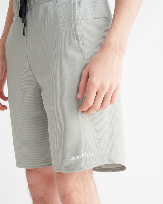 ACTIVE ICON SWEAT SHORTS