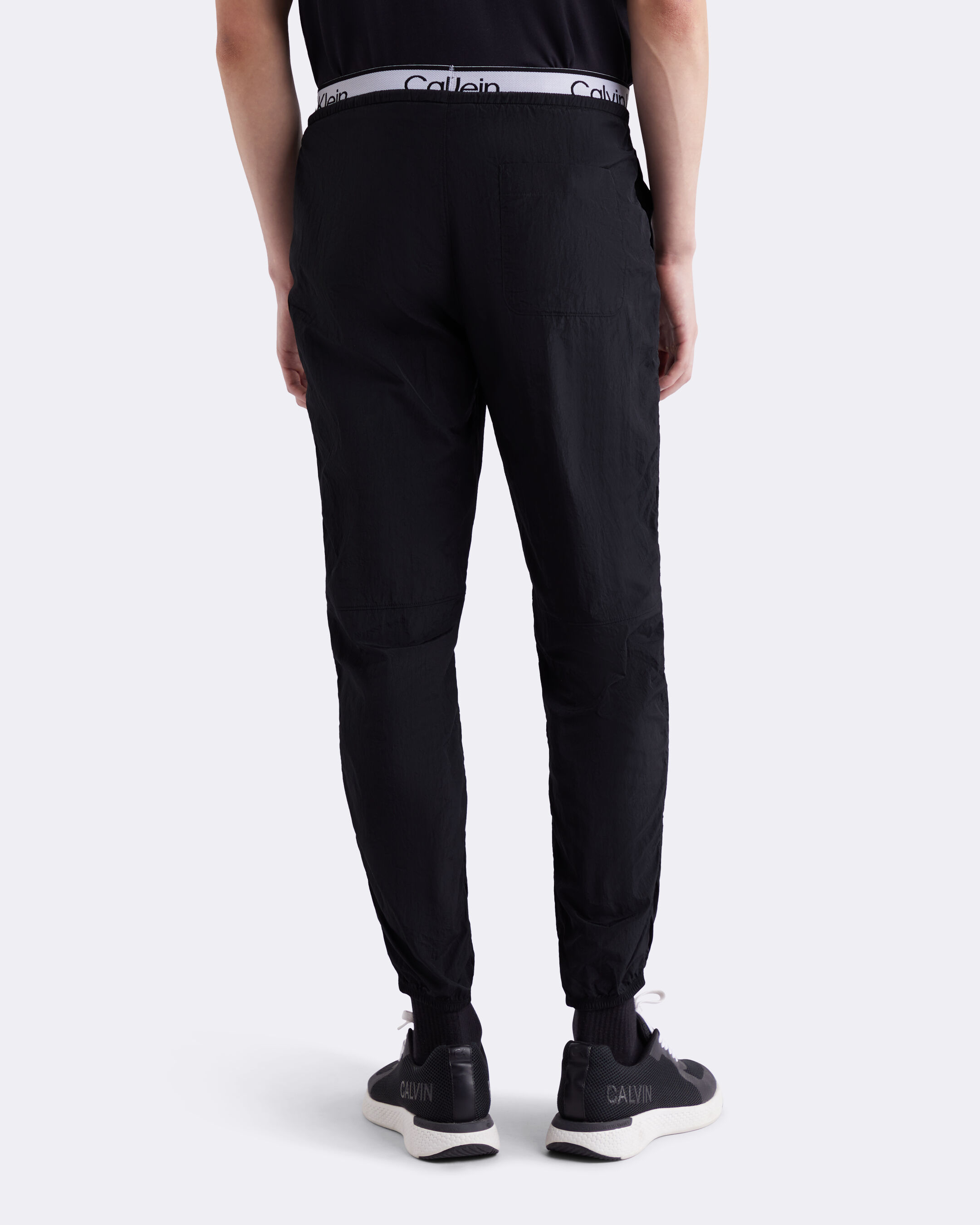 Calvin klein hotsell tracksuit bottoms mens