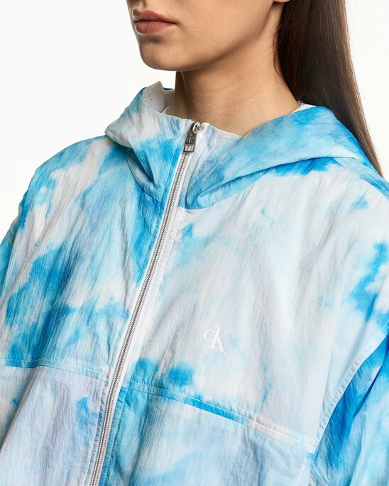 SHEER WINDBREAKER