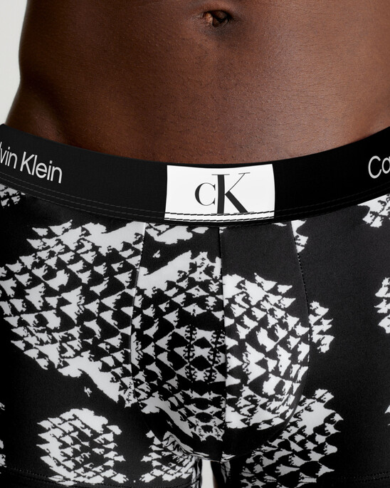 CALVIN KLEIN 1996 微細纖維低腰內褲