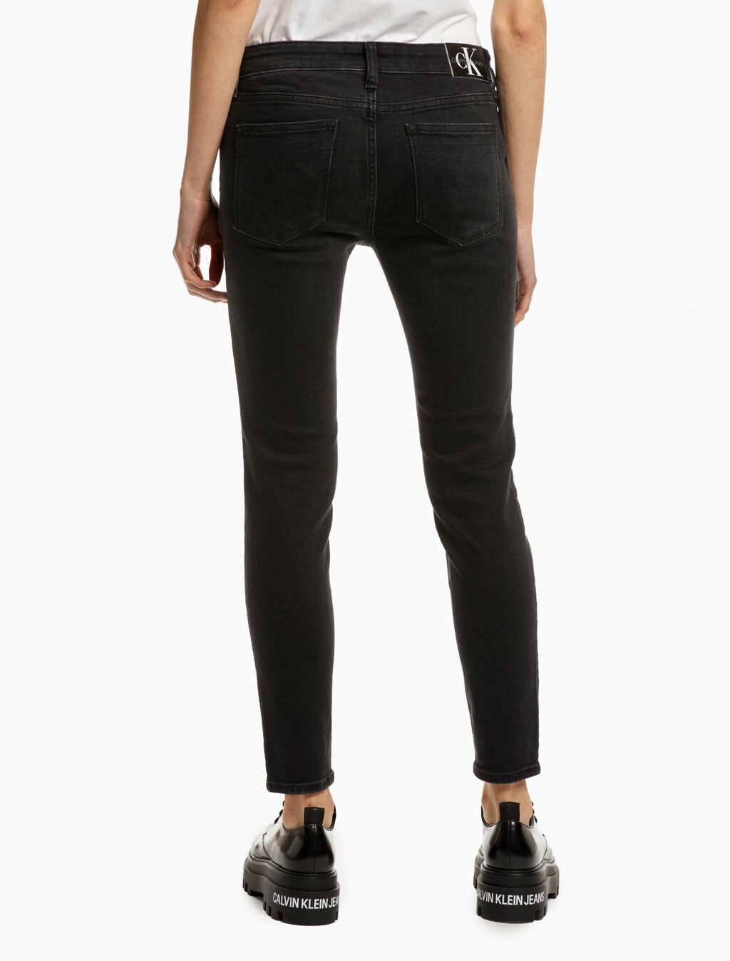 Core Black 及踝貼身牛仔褲, Acd Wash Black, hi-res