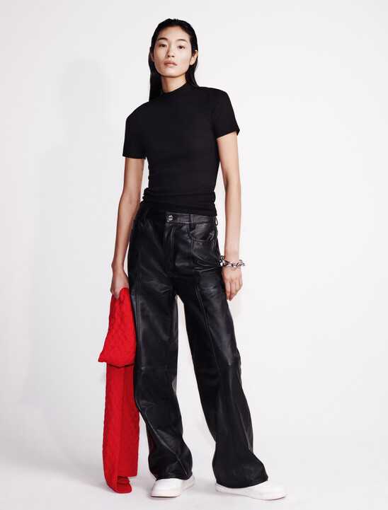 Cut Out Slim Crewneck T-Shirt