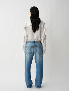 02 Low Rise Straight Jeans, Light Blue, hi-res