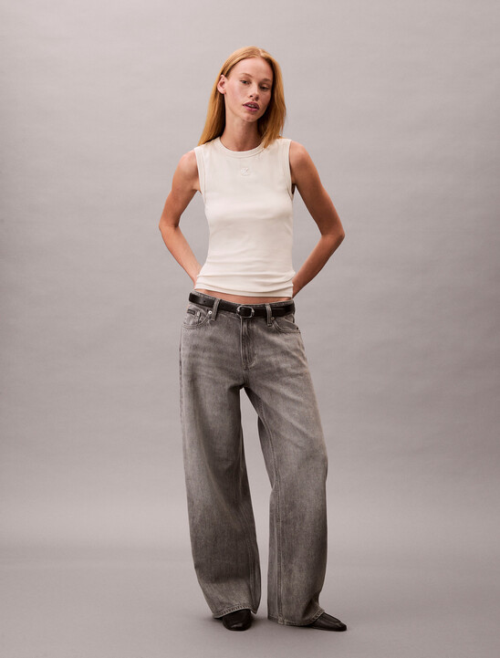 90's Low Rise Baggy Jeans