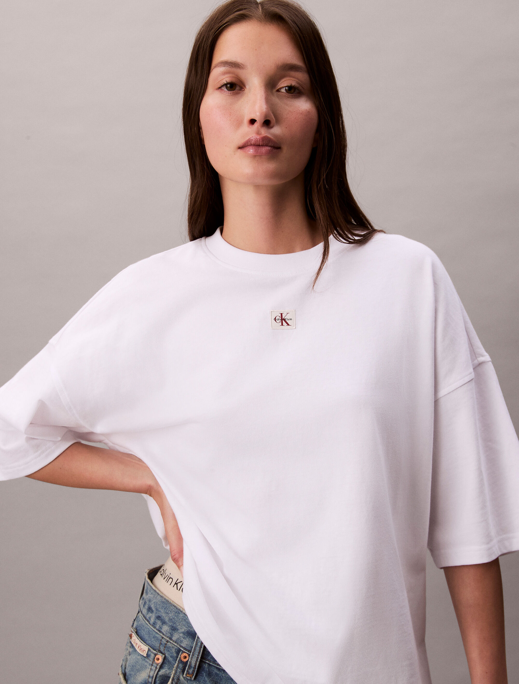 Woven Label Oversized Tee | white | Calvin Klein Hong Kong