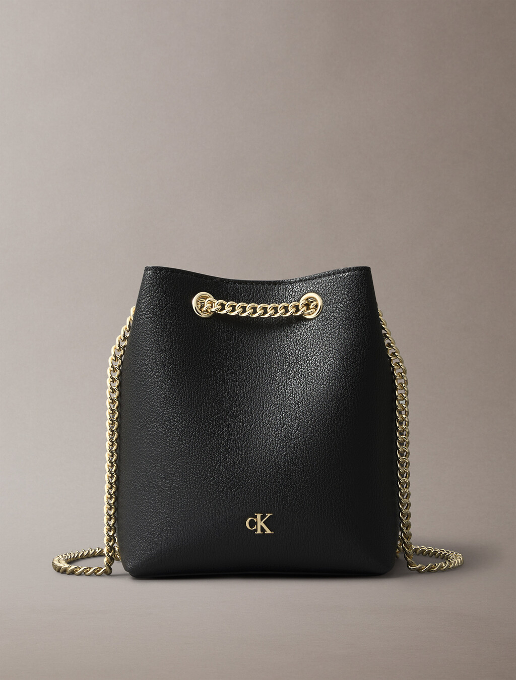 Minimal Monogram Chain Bucket Bag, Black, hi-res
