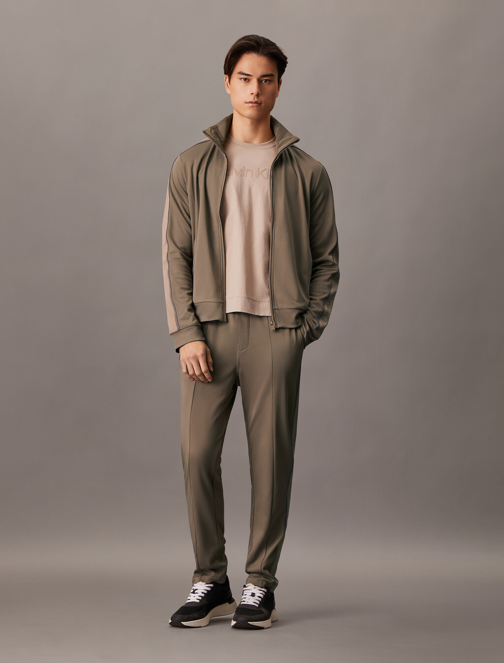 Sport Icon Tricot Sweatpants, Falcon, hi-res