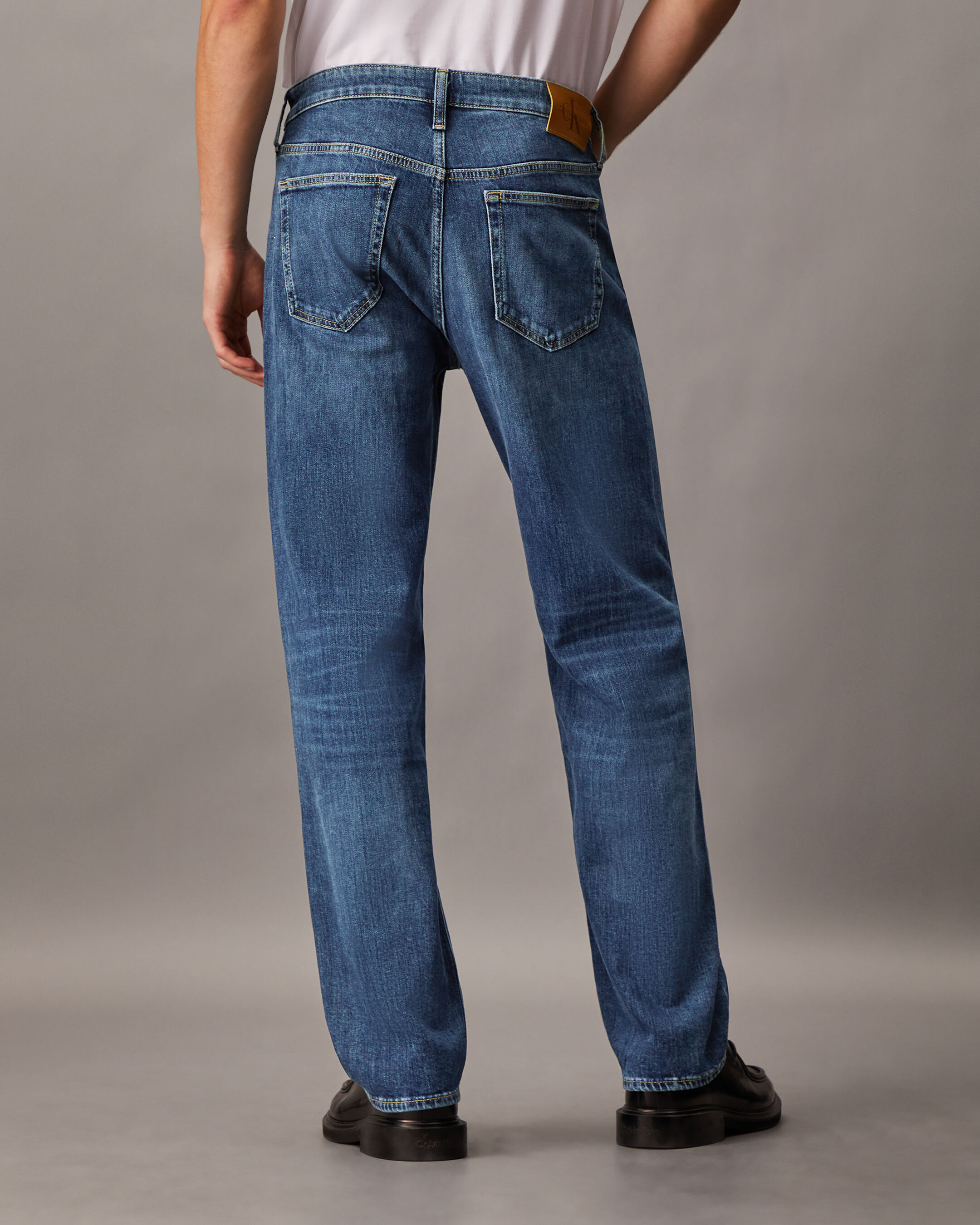 Sustainable 90s Straight Jeans | blue | Calvin Klein Hong Kong