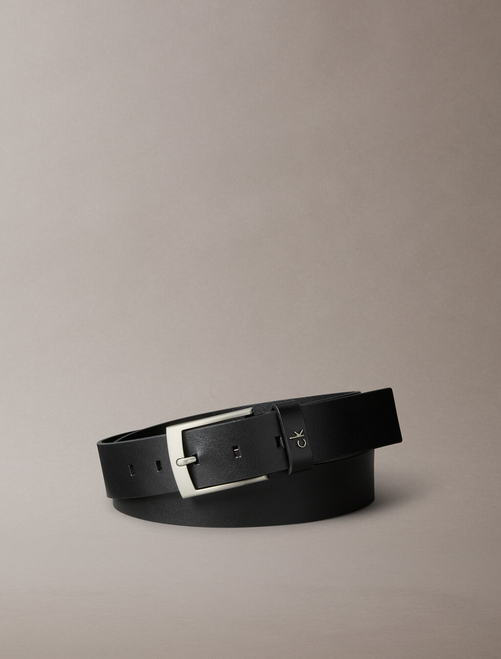 經典方形搭扣腰帶, Black/Brushed Nickel, hi-res